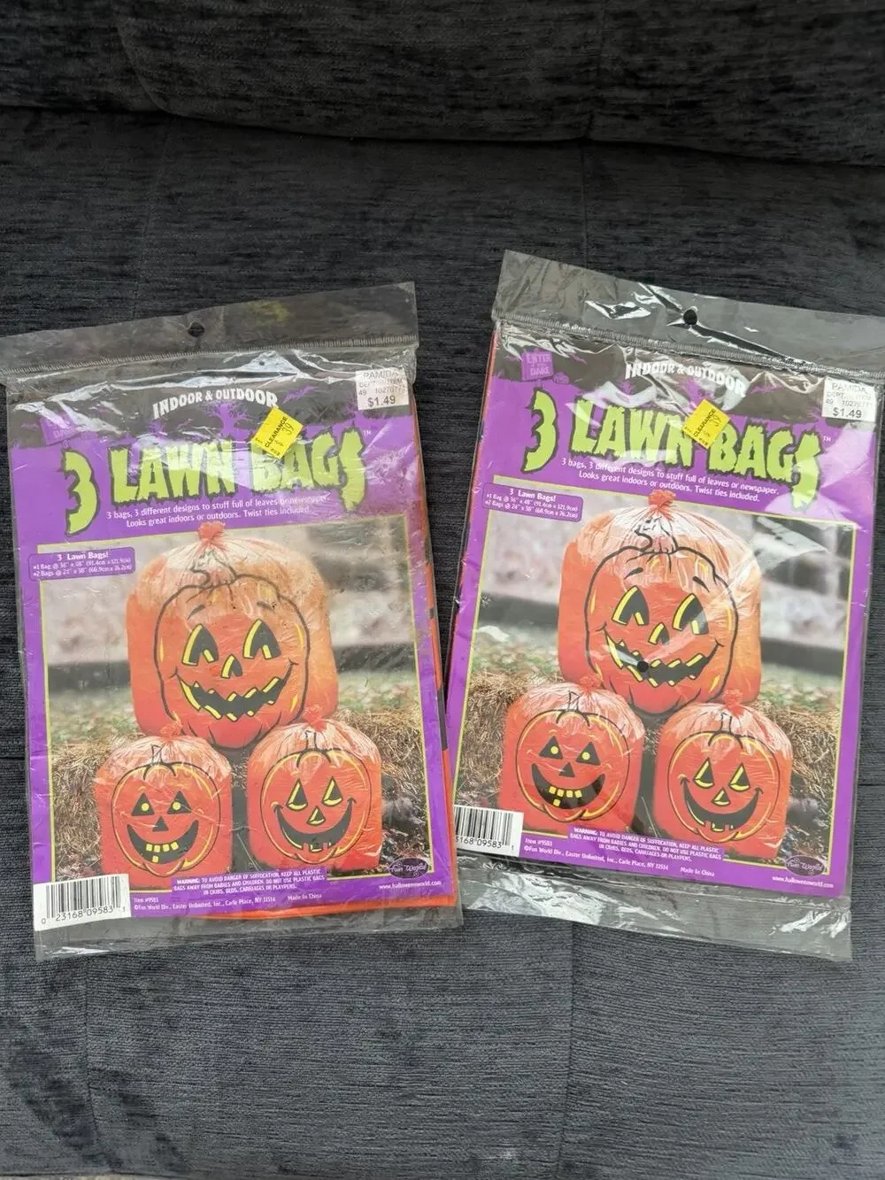 Fun World Indoor & Outdoor Halloween Pumpkin 3 Big Lawn Bags New Sealed Lot Of 2